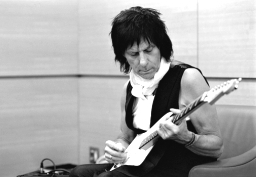 Trojnásobný držitel Grammy Jeff Beck v Praze Trojnásobný držitel Grammy Jeff Beck v Praze