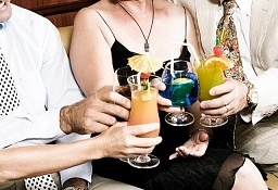 Energetické drinky a alkohol: časovaná bomba Energetické drinky a alkohol: časovaná bomba