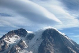 Klimatické změny zbavují Mount Everest ledu, říkají horolezci