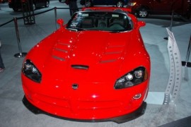 Hybridy začínají být doma i ve světě luxusních vozů. Příští rok se přidá Ferrari Hybridy začínají být doma i ve světě luxusních vozů. Příští rok se přidá Ferrari