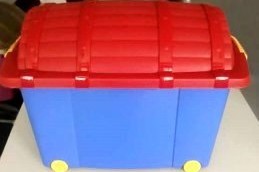 Nebezpečné boxy na dětské hračky stále v prodeji! Nebezpečné boxy na dětské hračky stále v prodeji!