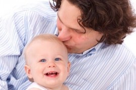 5 mýtů o muži na rodičovské