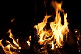 Keňa pálí rekordních 105 tun slonoviny. Jako symbol, že slonovina není na prodej Keňa pálí rekordních 105 tun slonoviny. Jako symbol, že slonovina není na prodej