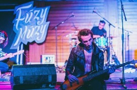 Jednou ranou na Sziget: Fúzy Múzy zvítězili nad Pianem Jednou ranou na Sziget: Fúzy Múzy zvítězili nad Pianem