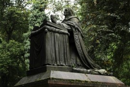 Malostranský hřbitov - místo stále živé