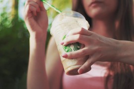 Ledové kávy mají víc kalorií než limonády Ledové kávy mají víc kalorií než limonády