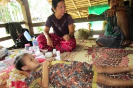 Burma: How to become a medic in his own village