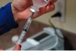 Vědci hledají nové očkování. Proti drogám!