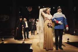Ostrava theater festival opens in Prague Kerosene Lamps