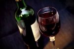 Zájem o červená vína v Česku roste. Oblíbeným se stal Merlot.