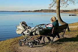 Maintenance strollers after winter is necessary