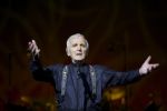 Legendární šansoniér Charles Aznavour v Praze. Už zítra.