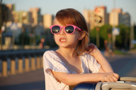 Children's sunglasses test: UV protection works